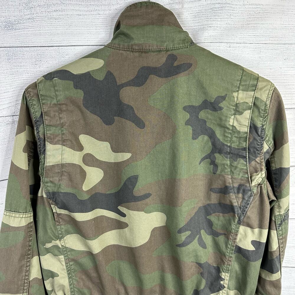 TNA Aritzia Womens size Small Camo Utility Jacket Green Adjustable Waist - Picture 9 of 14